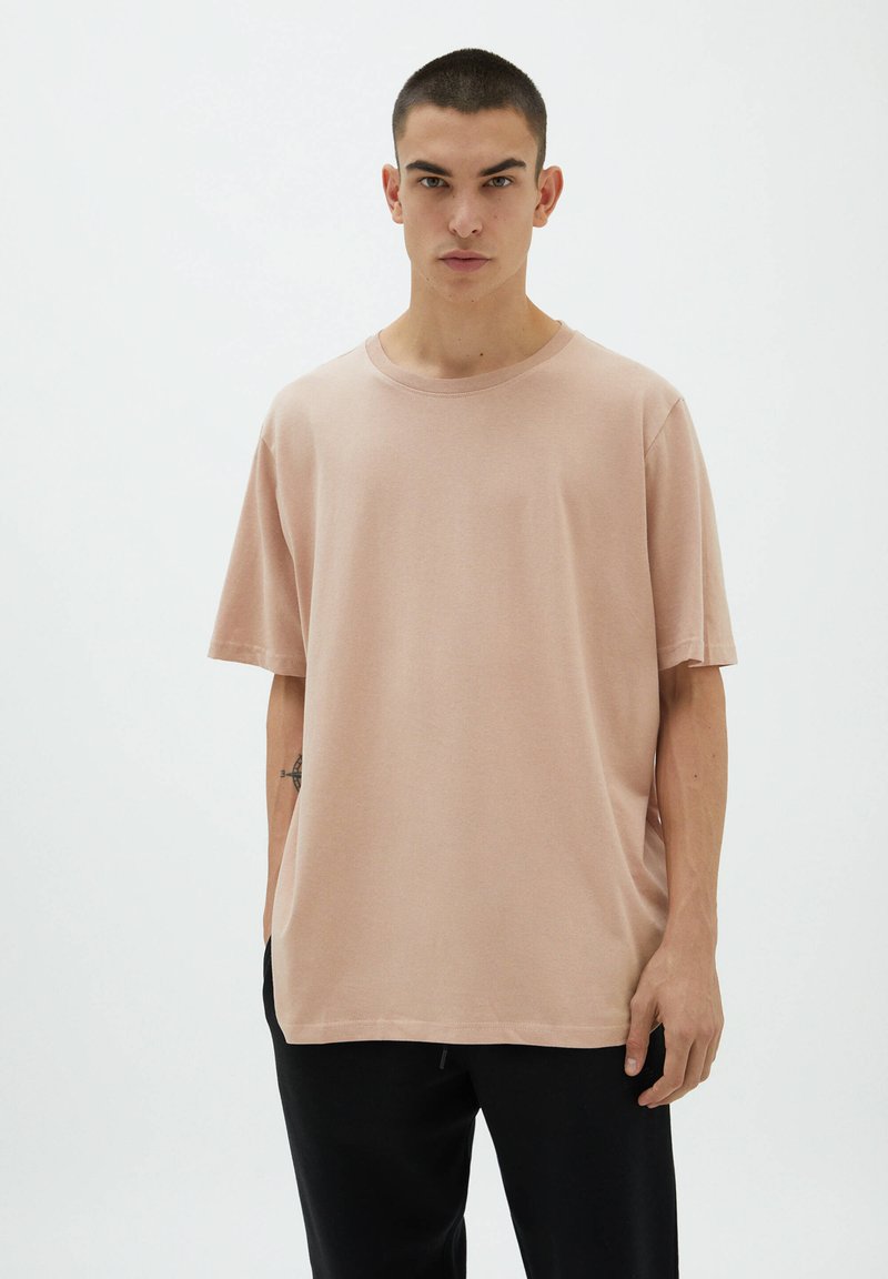 Herren T-Shirts basic | PULL&BEAR 3 PACK T-Shirt basic beige/black/white/rosa - IN80222 Herren T-Shirts basic | PULL&BEAR 3 PACK T-Shirt basic beige/black/white/rosa - IN80222