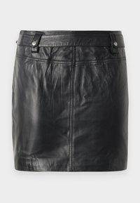 Unselected, black