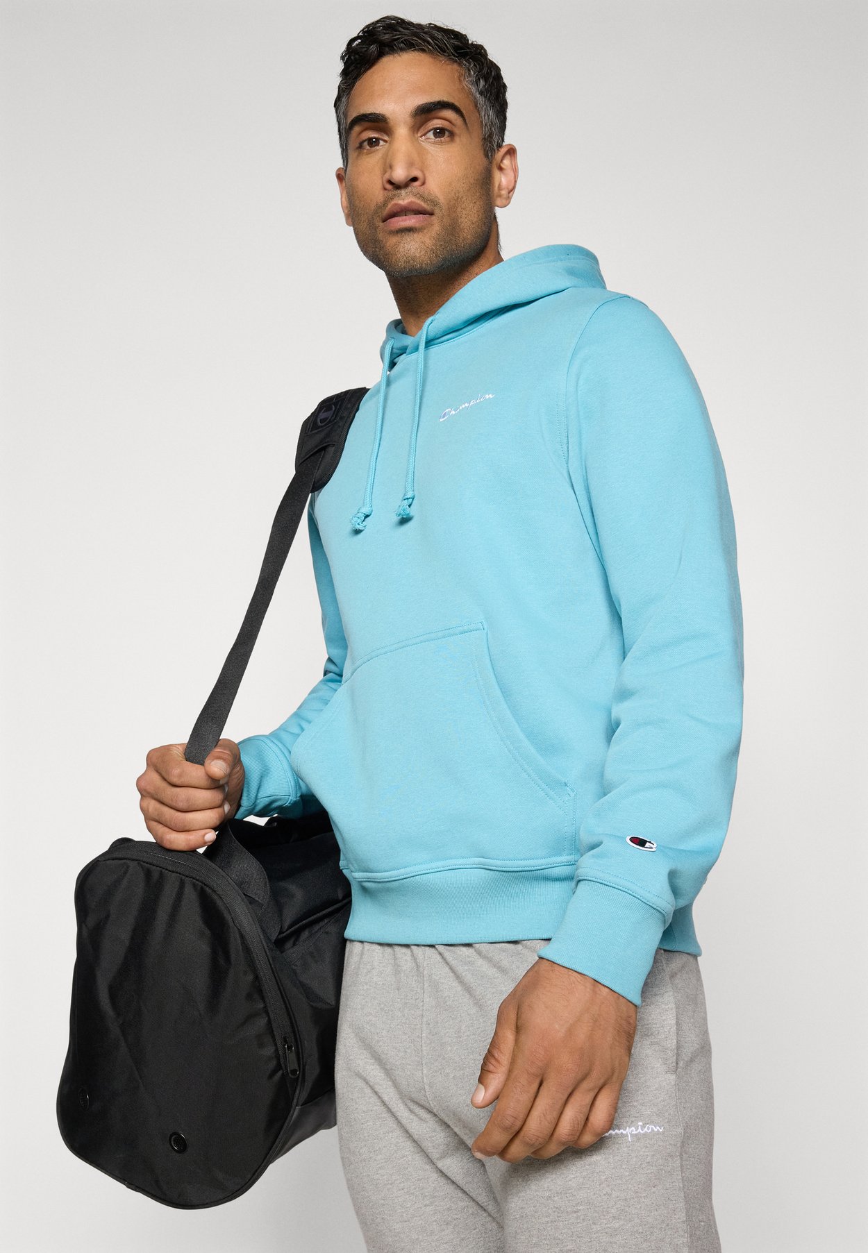 SPORTSWEAR HOODIE STANDARD FIT