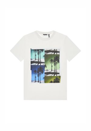 Witte katoenen t-shirt met een centrale graphic die vier panelen toont met palmbomen in blauw, groen en zwart.