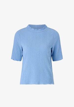 Hellblaues strukturiertes Kurzarmoberteil mit subtiler geraffter Stehkragen und Saum, dargestellt auf weißem Hintergrund.