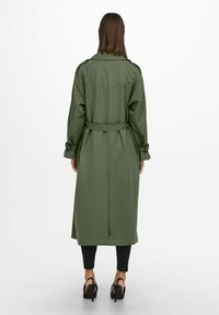 ONLY ONLCHLOE DOUBLE - Trenčkot - four leaf clover