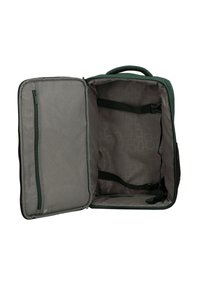 Groene stoffen rugzak met een ritsvak, een gaasvak, verstelbare schouderbanden en een gemêleerde grijze voering.