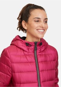 Gil Bret Down jacket - sangria