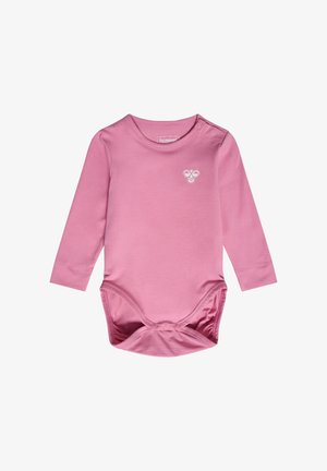 Langærmet pink bodysuit lavet af blødt bomuld, med rund halsudskæring, trykknaplukning i bunden og et lille logo på brystet.