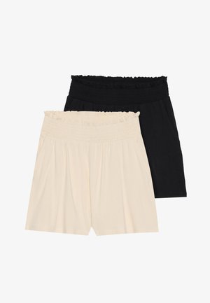 To par av avslappede shorts: en kremfarget og en svart, begge med rynkete elastiske midjebånd og mykt, lett stoff.