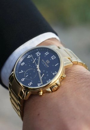 Chronograph watch - gold-coloured