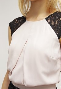 Dorothy Perkins Freizeitkleid - nude