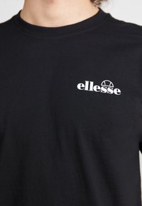 Ellesse - T-shirt basic