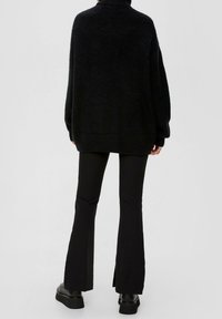 QS Neule - black