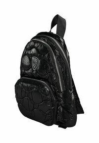 Zaino puffer nero con texture lucida e trapuntata, dotato di due scomparti con zip e di un logo scudo sul davanti.