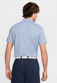 Nike Performance SOLID - Poloshirt - ashen slate white