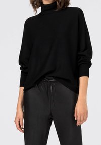 HALLHUBER Sweter