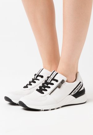 Marco Tozzi LACE-UP - Sneaker low - white