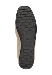 Sohle des beigen Wildlederschuhs mit schwarzer Gummisohle, die ein rechteckiges Profilmuster aufweist, und "Sioux Since 1954 Real Rubber" eingeprägt.