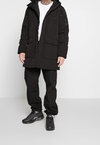 Replay Parkas - black