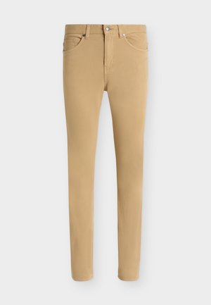 BOSS, DELAWARE - Karcsúsított farmerek - medium beige