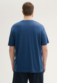 TOM TAILOR PLUS - MIT LOGO - T-shirt print - nighttime blue