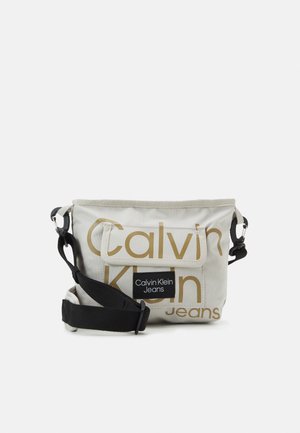BOLD LOGO CROSSBODY BAG UNISEX - Schoudertas - eggshell