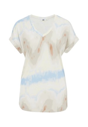 T-shirt à col V à manches courtes beige avec un motif tie-dye bleu et terracotta. Mélange de coton, texture douce et manches roulées pour un style décontracté.