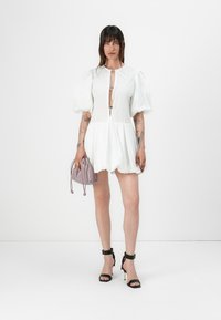Thumbnail Image 2