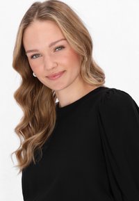 myMo Bluse - black
