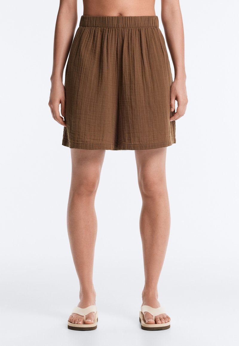 OYSHO Short - camel
