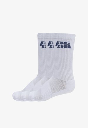 Tre paia di calzini bianchi a coste con un logo blu navy vicino alla parte superiore, disposti fianco a fianco su uno sfondo bianco.