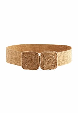 Ceinture large tissée de couleur camel avec deux boucles carrées texturées à l'avant formant la fermeture, le tout en matériau naturel tissé.