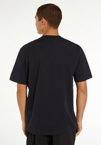 Tezenis BASIC RELAXED FIT - T-Shirt basic - deep blue