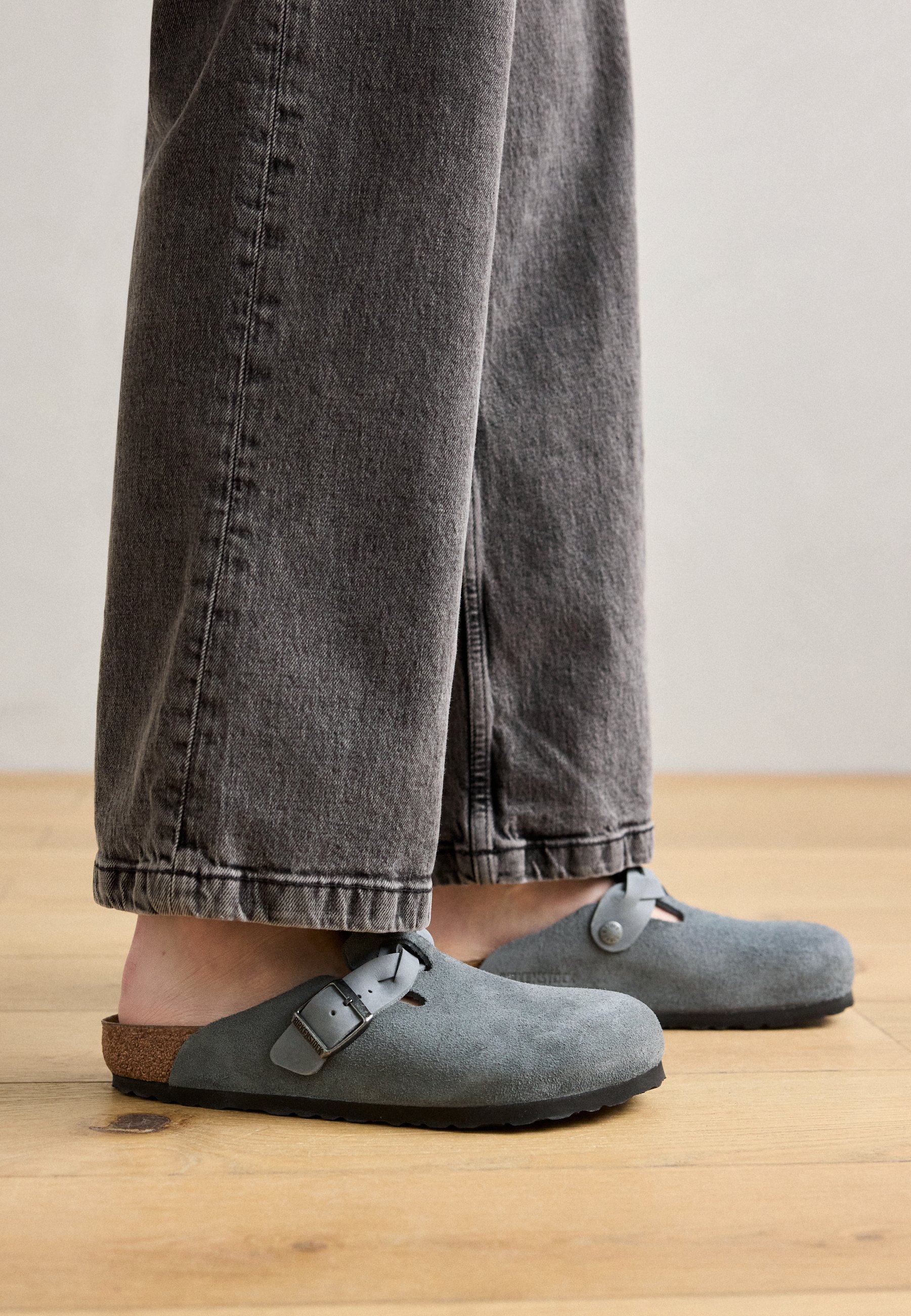 Birkenstock BOSTON BRAIDED LEOI/LEVE NARROW - Mules - basalt