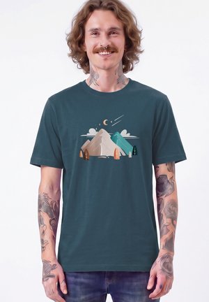 watapparel, NIGHT & CLOUDS UNISEX - T-Shirt print - stargazer