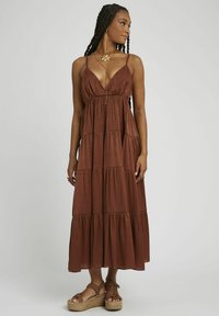 BZB FLUIDE À ÉTAGES - Robe de jour - marron