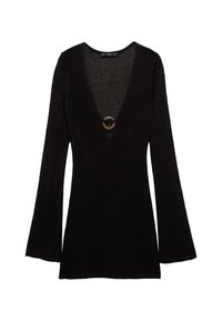 Top tricotat negru, cu decolteu adânc în V, mâneci tip clopot și un accent circular auriu la decolteu. Pattern texturat pe întreaga suprafață.