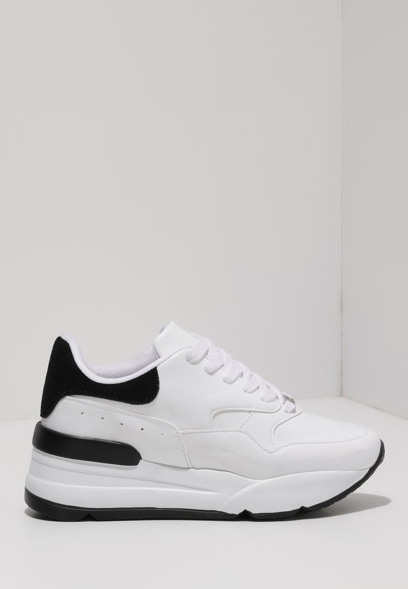 Damen Sneaker low | Butigo Sneaker low white/weiß - XK38314 Damen Sneaker low | Butigo Sneaker low white/weiß - XK38314