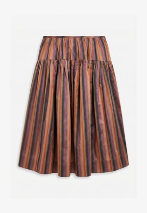 Gestreifter Midirock mit geraffter Taille, mit vertikalen orangefarbenen, violetten, grünen und braunen Streifen auf glänzendem Stoff.