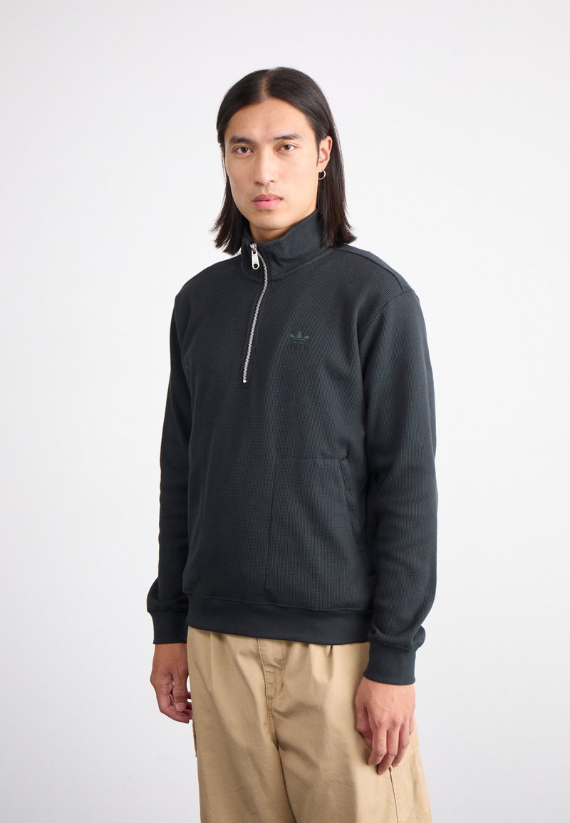 adidas Originals - TREFOIL ESSENTIALS WAFFLE 1/2 ZIP - Sweatshirt - black, Forstør