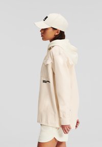Karl Lagerfeld Jeans RELAXED - Jachetă de vară - whitecap gray