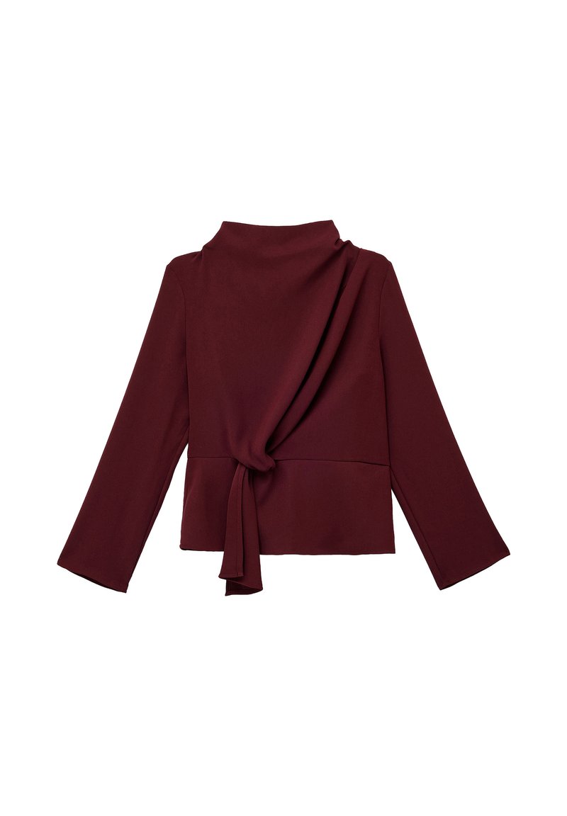 Bordeaux top met een hoge kraag, lange mouwen en een knoopdetail in de taille. Glad materiaal met een gedrapeerd ontwerp.