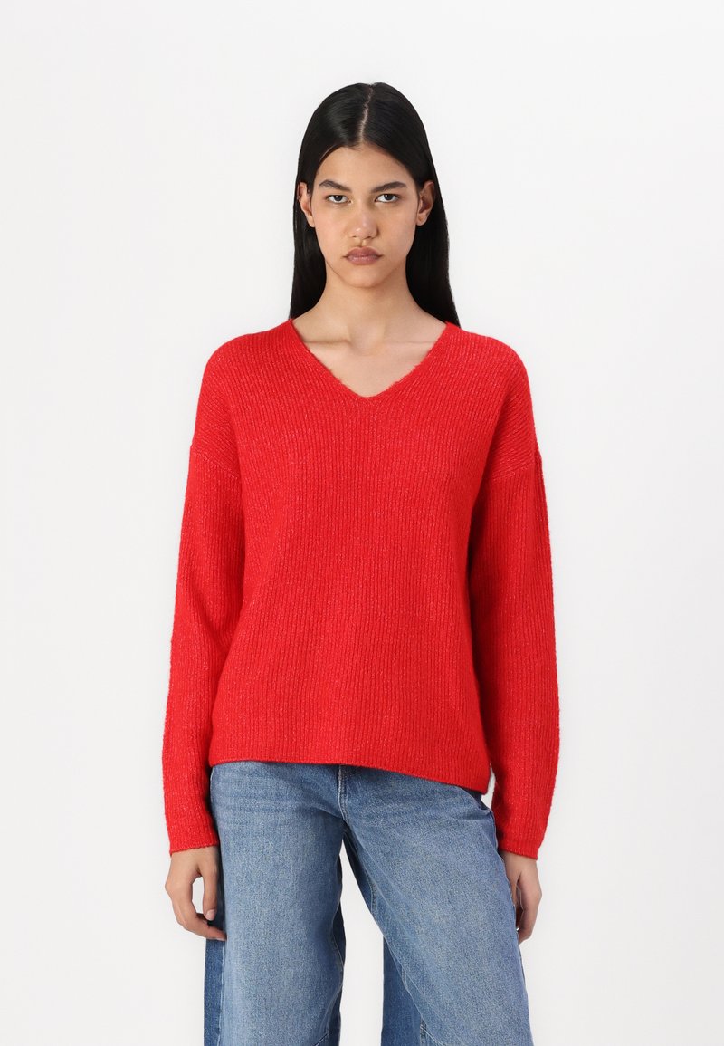 ONLY ONLCAMILLA V NECK - Strickpullover - true red