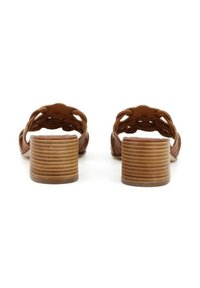 Unisa KOEN - Ciabattine con tacco - cuoio