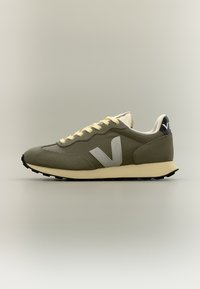 Επιλέχθηκε, kaki/oxford/grey/black