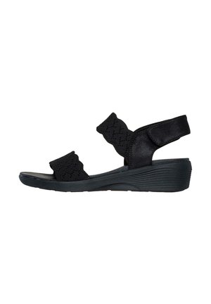 ARYA ON THE RISE - Sandalias de cuña - black