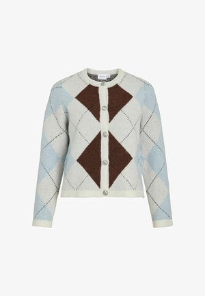 Svetr vyrobený z měkké látky, s světle modrým, tmavě hnědým a krémovým argyle vzorem, pěti knoflíky a ribbovanými manžetami.