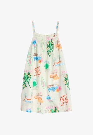 Witte zomerse jurk met kleurrijke tropische prints, waaronder papegaaien, palmbomen, vintage auto’s, en borden met de teksten "Motel", "Sunset Cruise" en "Beach Life."
