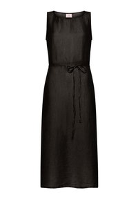 Vestido negro sin mangas de lino con escote redondo, cinturón atado a la cintura y dobladillo recto. Textura suave con un ajuste ligeramente holgado.