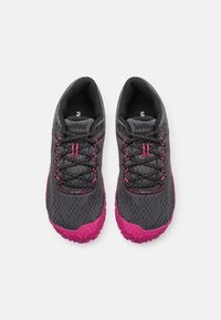 Merrell Chaussures de running sur route - grey