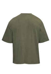 T-shirt uni vert olive à manches courtes, vu de dos, avec un col rond et des coutures visibles aux coutures.