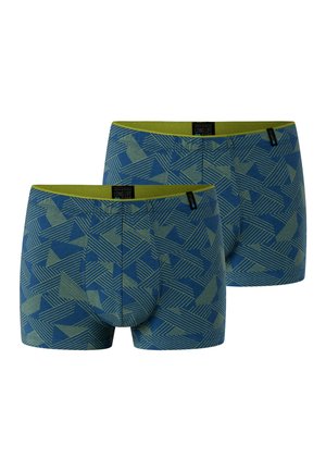 Due boxer briefs blu con motivi geometrici a linee verdi e fasce in vita verdi, con etichetta "Schiesser Long Life".