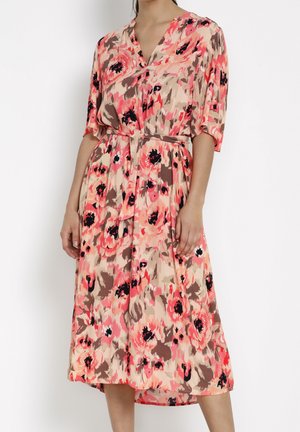 Denní šaty - apricot